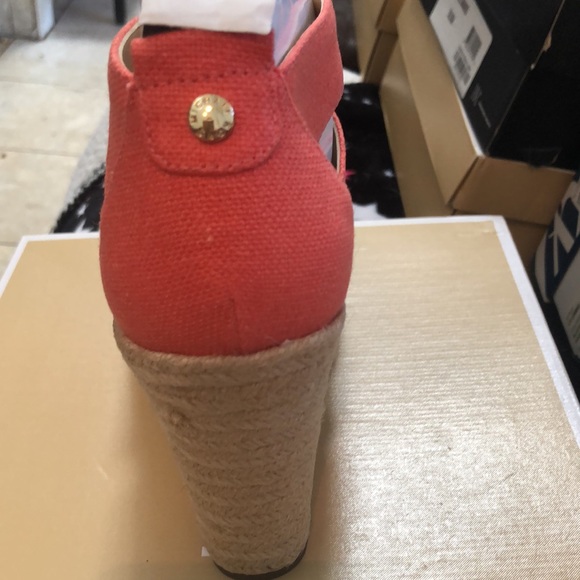 Michael Kors NWT Damita Pink Grapefruit wedge canvas espadrille. - Picture 6 of 6